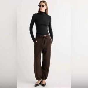 NWOT Modern Citizen Danielle Chocolate Wide Leg Barrel Pants Size Medium